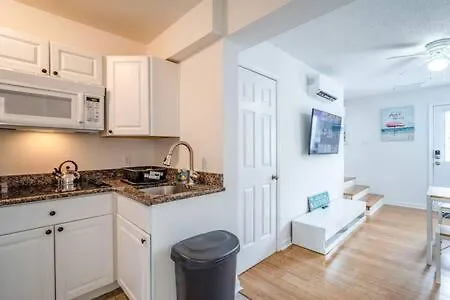 Modern 3-br Ocean Block Walk To The Apartment Ocean Stadt